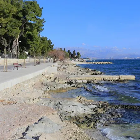 Family Friendly Seaside Kastel Stari, - 18114 Lejlighed *