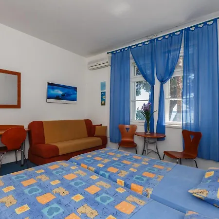 Family Friendly Seaside Kastel Stari, - 18114 Kastela