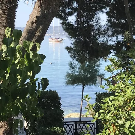 Lejlighed Family Friendly Seaside Kastel Stari, - 18114